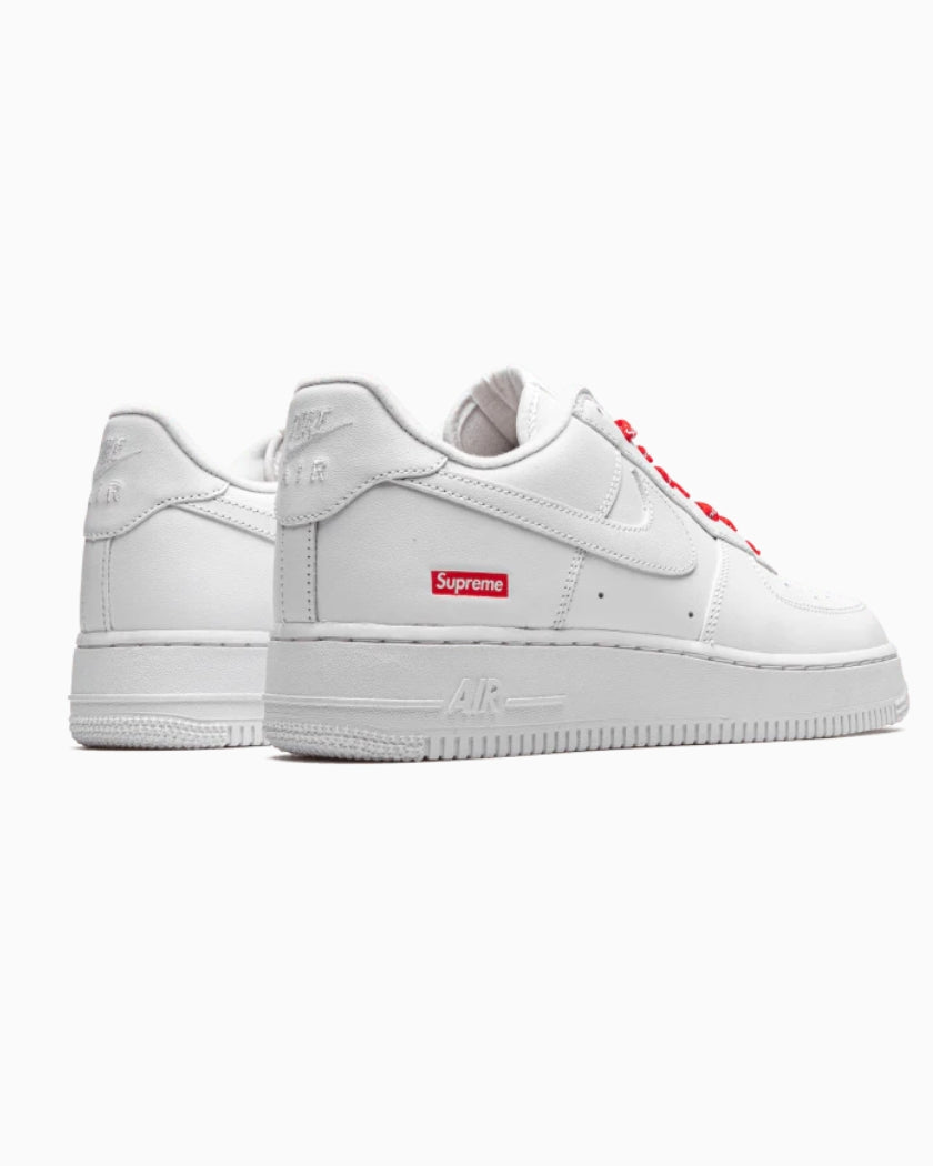 Nike Air Force 1 Low Supreme White