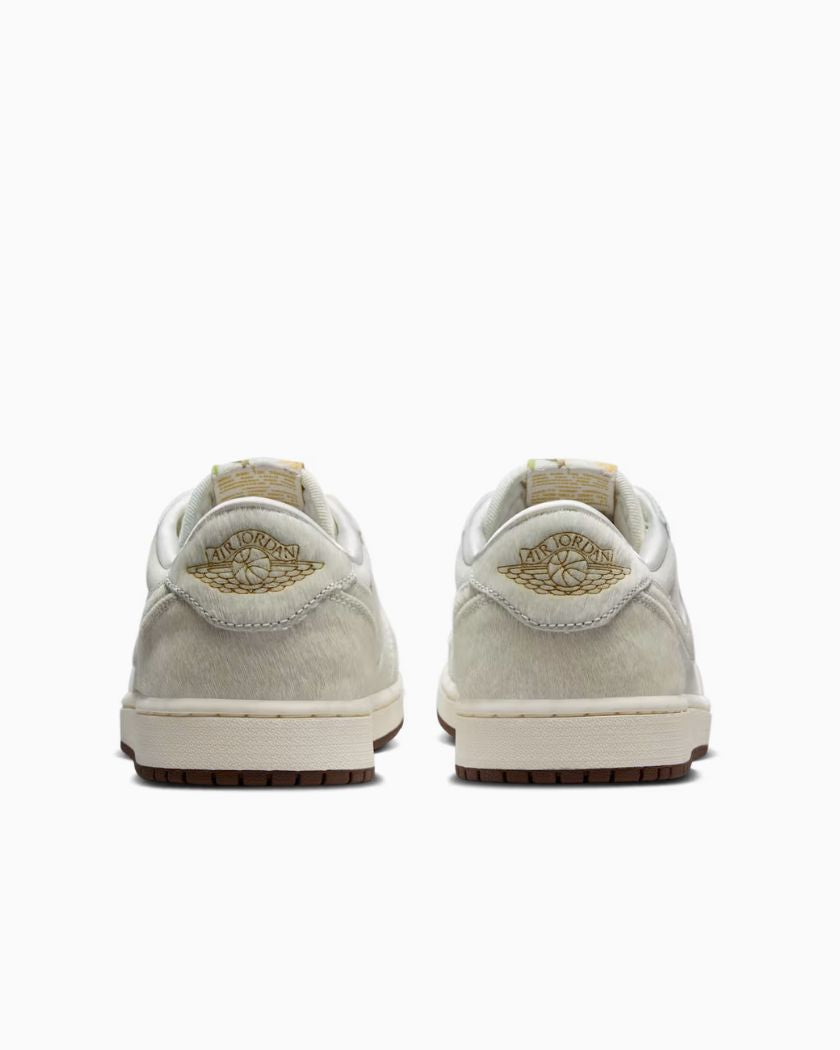 Air Jordan 1 Retro Low OG Football Grey Sail Light Chocolate
