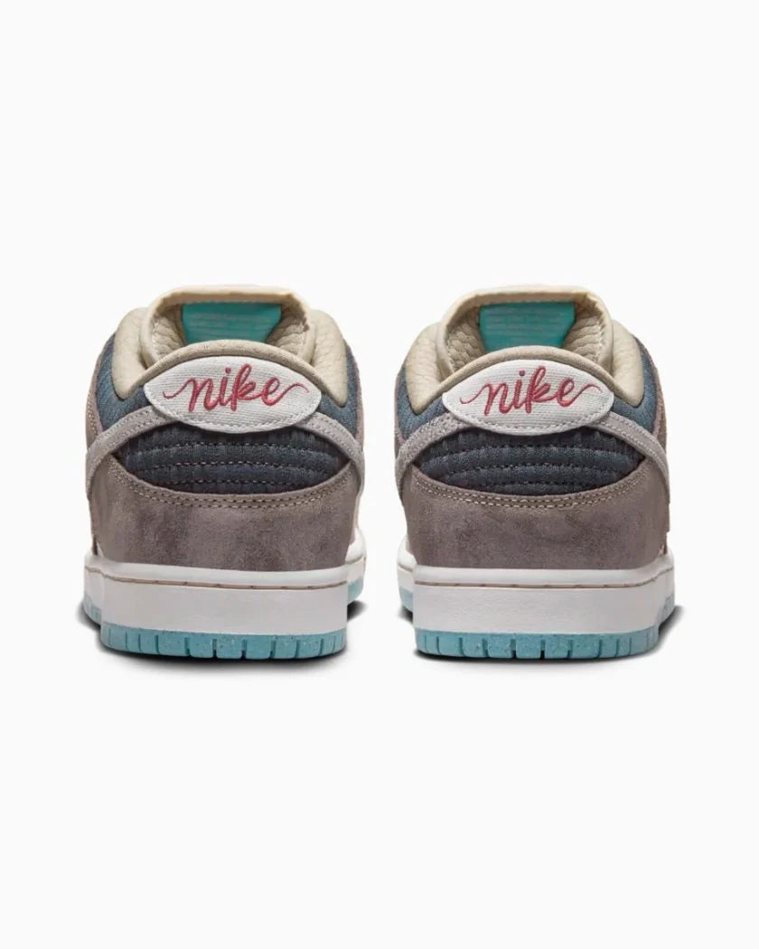 Nike  Dunk Low SB Big Money Savings
