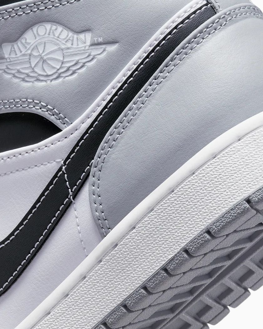 Jordan 1 Mid Light Smoke Grey Anthracite