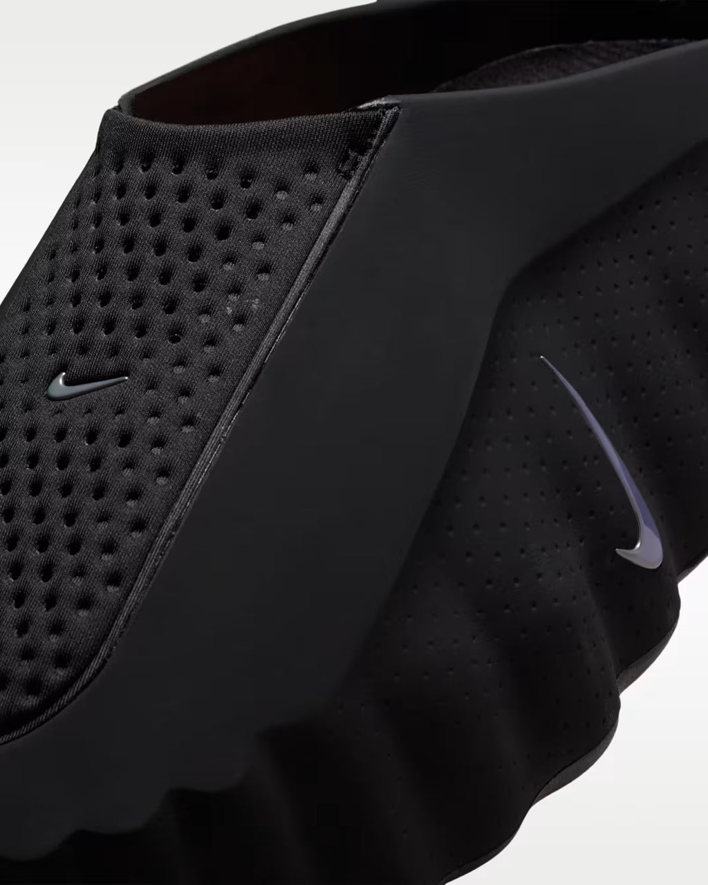 Nike Mind 001