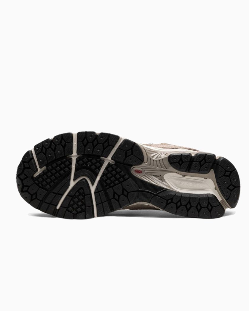 NewBalance 2002r Protection Pack  Driftwood