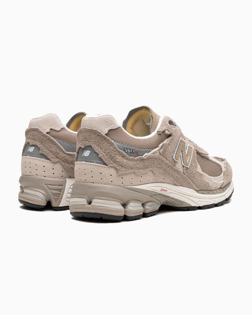 NewBalance 2002r Protection Pack  Driftwood