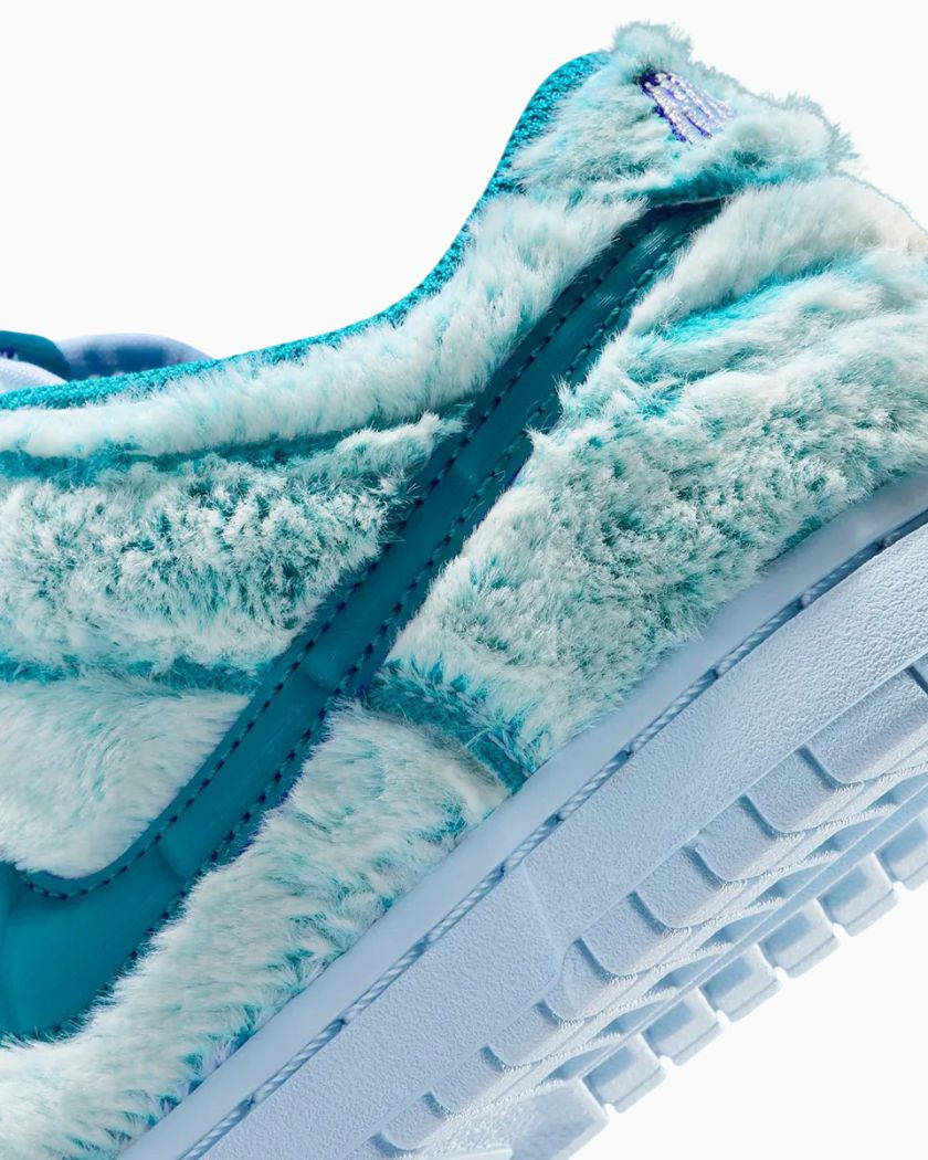 Nike Dunk Low Abominable Snowman (GS)