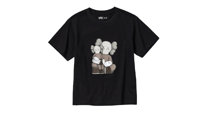 Uniqlo T-Shirt KAWS Black Graphic